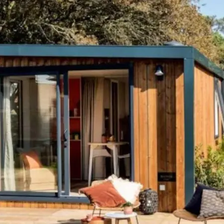 مكان تخييم 4 Etoiles - Piscine - Ccaaeag