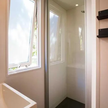 4 Etoiles - Piscine - Ccaaeag مكان تخييم كانيه