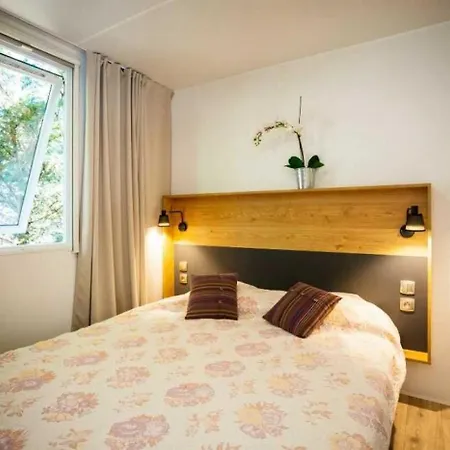 4 Etoiles - Piscine - Ccaaeag Camping Canet-en-Roussillon