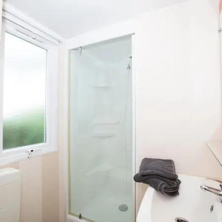 4 Etoiles - Piscine - Ccaaeag *