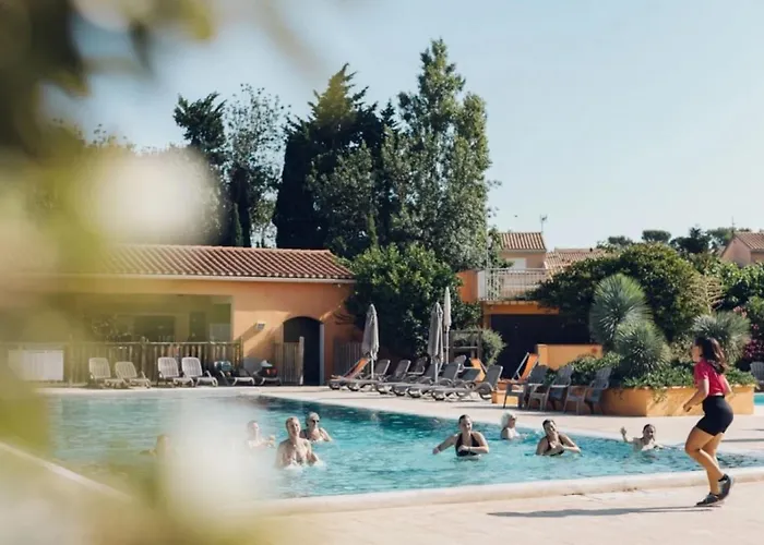 Zecamping 4 Familial Piscine Chauffee Club Enfant Animations Au Calme 4* Canet-en-Roussillon